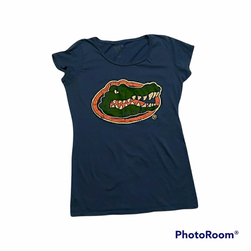 Blue Florida Gators Junior Women's T-shirt Size Large    (A8)